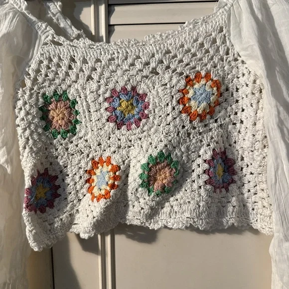 Aerie White Crochet Blouse with Colorful Accents - Picture 4 of 6
